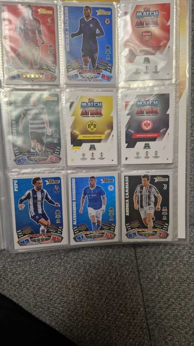 Продавам карти Match Attax сезон 2025/2026