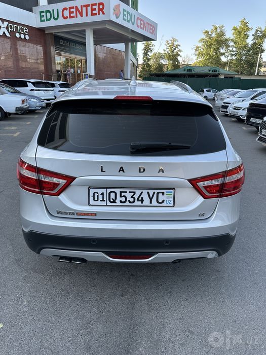 Lada Vesta Cross SW (2019)