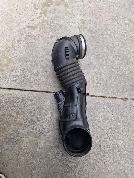 Furtun aer aspirație turbina bmw e90 e91 e92  x1 e84 e82 e87 n47 n57
