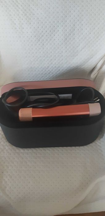 Dyson airwrap ondulator Long in garantie inregistrat pe My Dyson