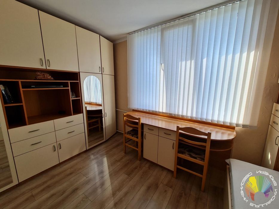 Дава се под наем Тристаен апартамент в Бургас, Славейков - 96 кв.м за 688.5 € - Снимка #10