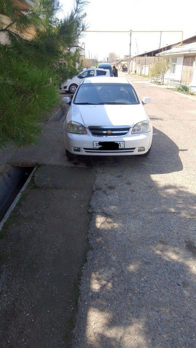 Lasetti 1.8 mexanika mator chotki xadavoy yangi qilingan manitor mers