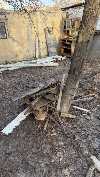 Продаю деревья, бревна, доски,