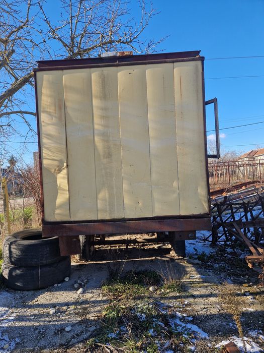 Фургон на колела