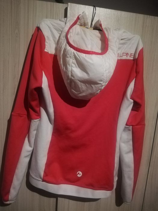 Оргинално дамско пролетно яке Martini Alpini