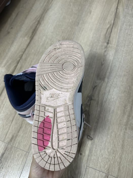 Adidasi Nike Jordan