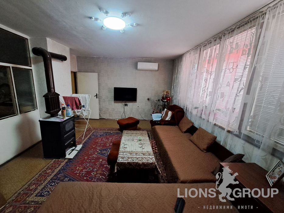 Продава се Тристаен апартамент в Провадия - 89 кв.м за 809 €/кв.м - Снимка #1