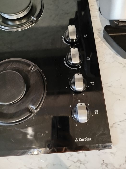 Фурна за вграждане и котлони за вграждане на ток и на газ Eurolux