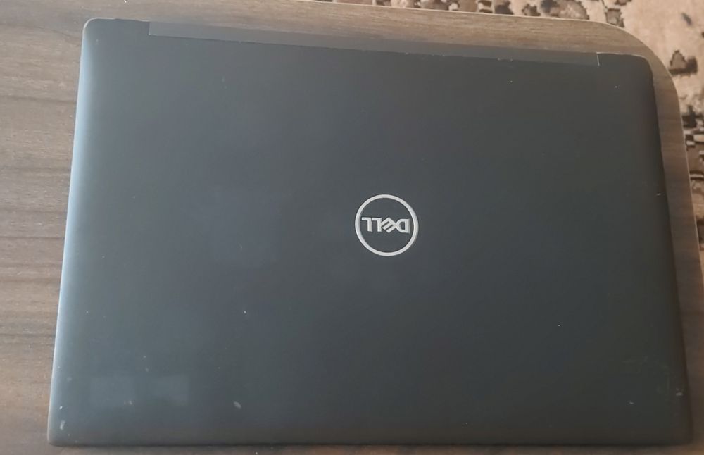 Dell latitude 7390R