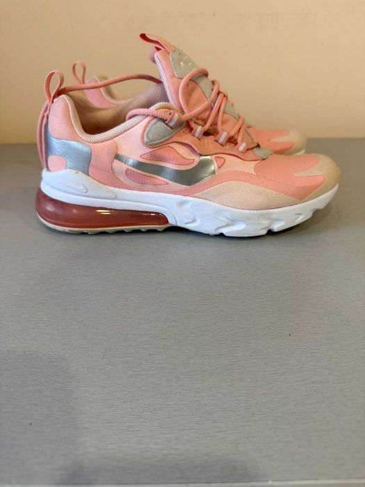 Маратонки - Сникърс NIKE
