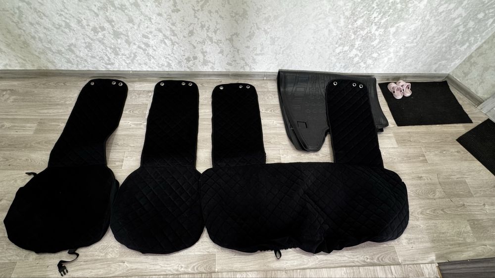 Продам авточехлы универсальные