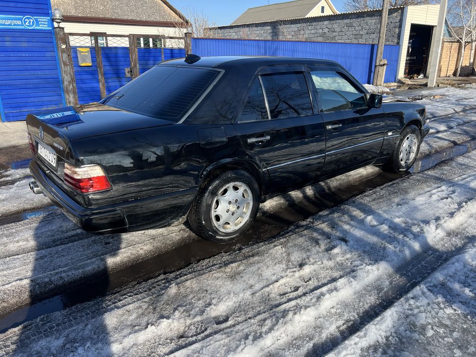 Продам мерс Е220