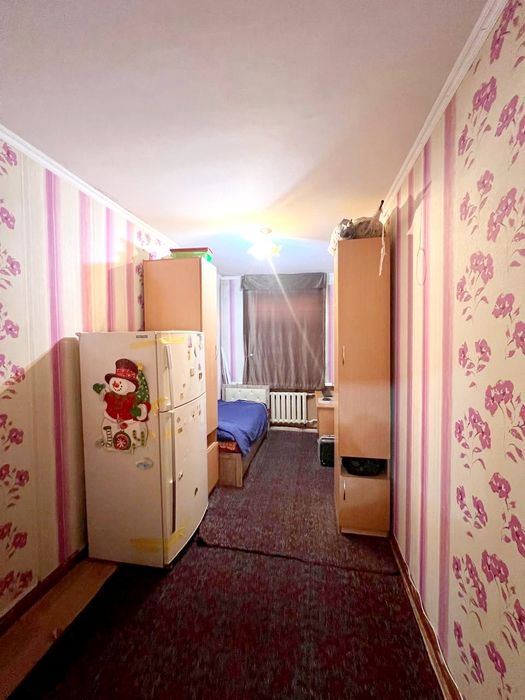 Продажа 2/4/4, Чиланзар 10, ориентир Ин. яз. 5 минут.