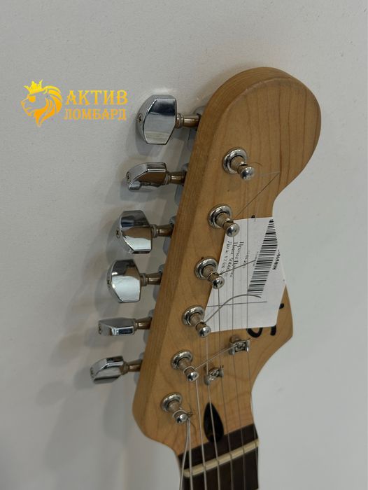SQUIER Электрогитара/Актив Ломбард