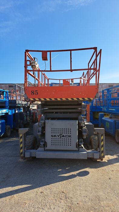 Societate vindem Nacela diesel,4x4nacele de 12m sau 17m,Vindem in RATE