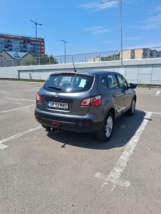 Nissan Qashqai vand sau schimb