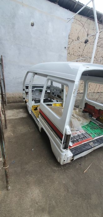 Damas kuzuf sotiladi