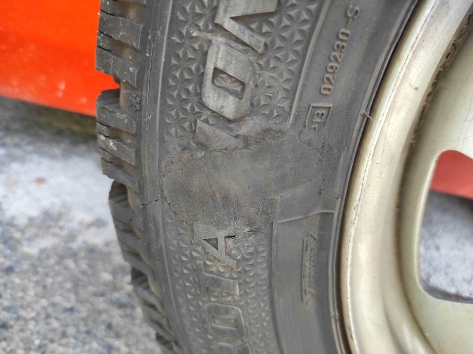 Резина зимняя GoodYear UltraGrip 500.