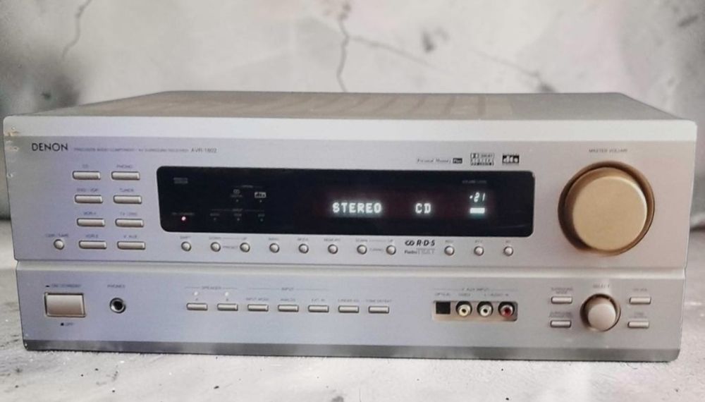 DENON AVR-1802 amplificator stereo / surround 5.1 / tuner Oradea