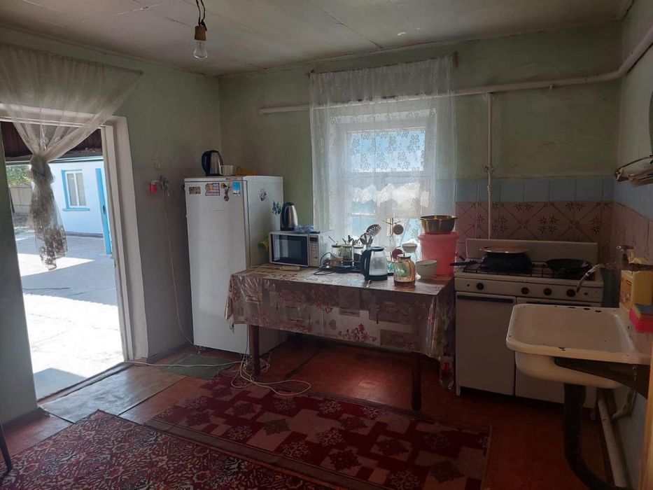 Дом их трех комнат