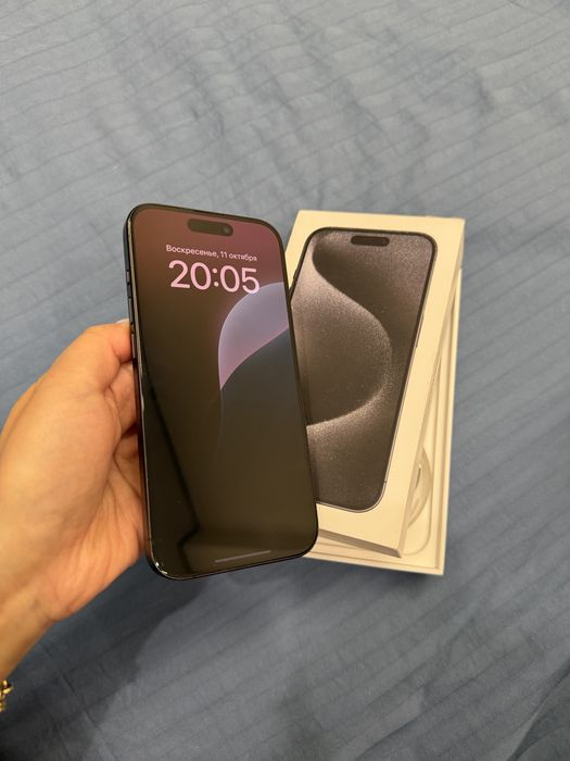 Продам Айфон 15 про 256gb