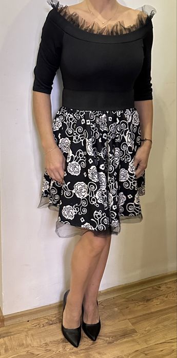 Рокля къса различни цветове