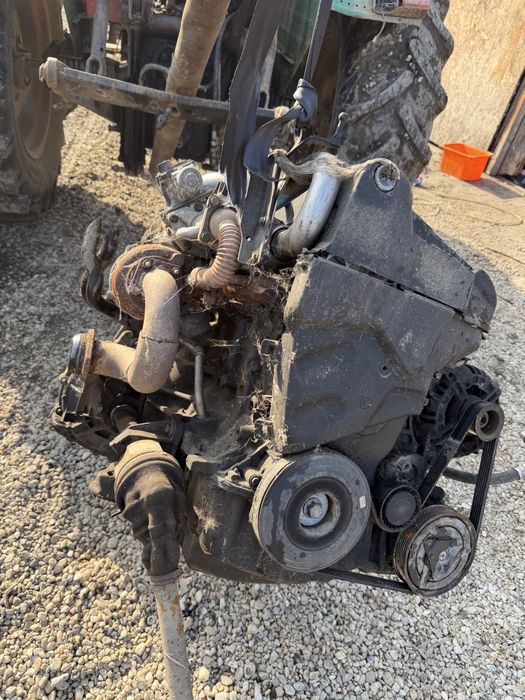 Motor  renault megane 2008 1.5 dci 6 trepte turbina injectoare cutie