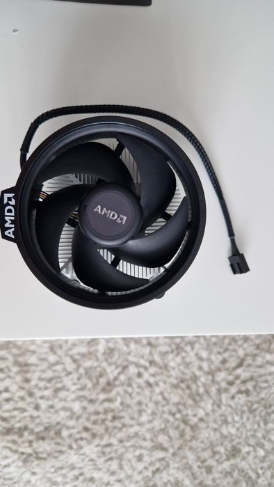 AMD Ryzen 5 1600
