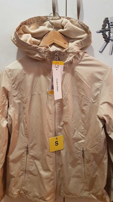 Ново дамско яке Calvin Klein шушляк с подплата ветровка размер S