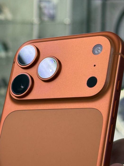 iPhone 17 pro max/256gb/100%/e-sim