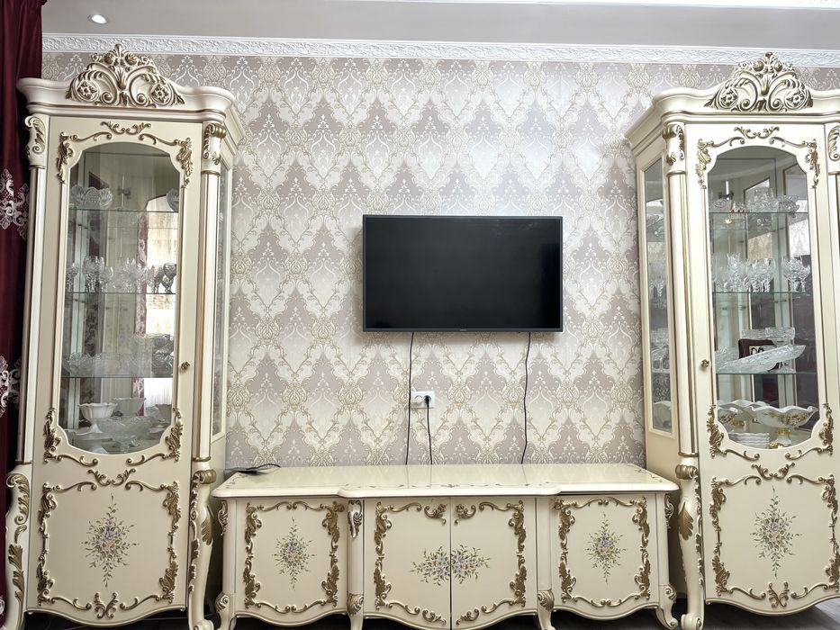 Стенка горка в гостиную