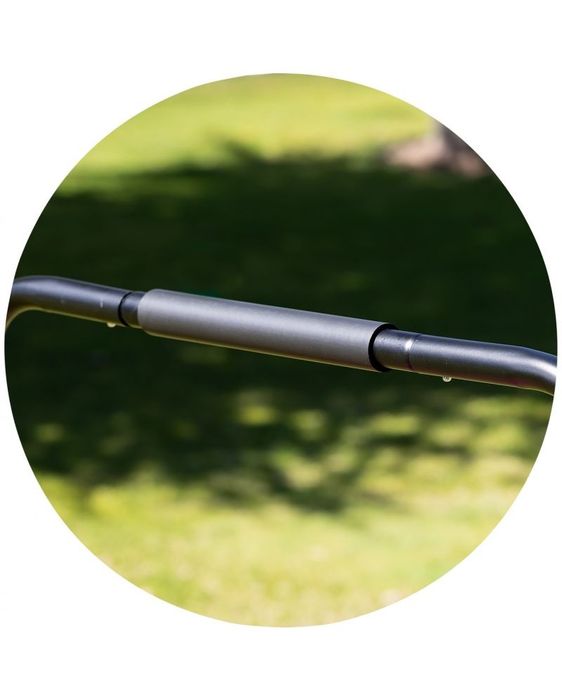 Детски батут с дръжка, в 2 цвята