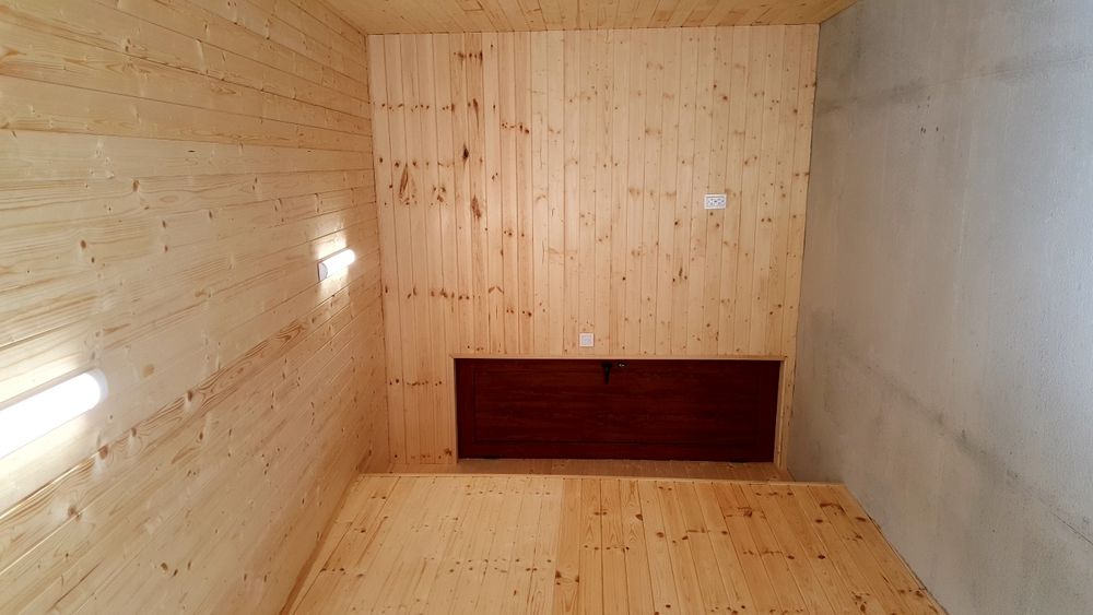 Доставка и монтаж на дървена ламперия