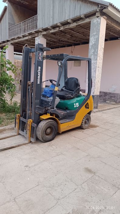 Погрузчик фронтальный сатылады