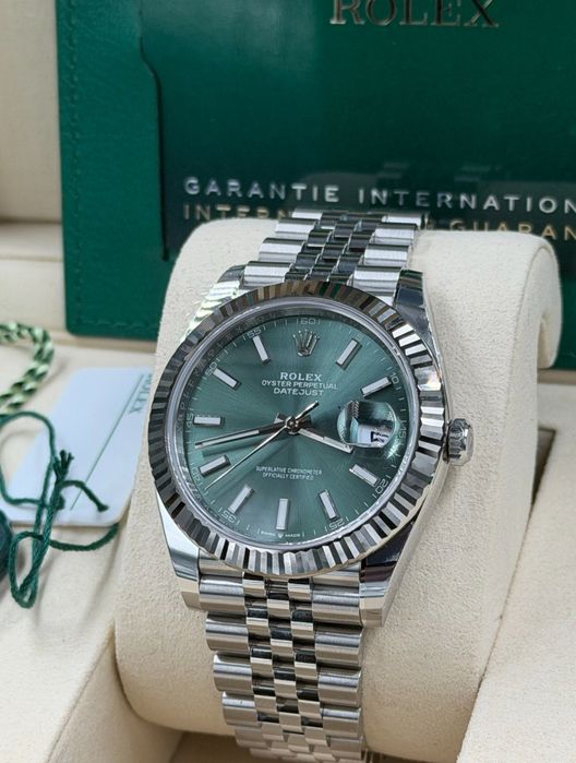 Rolex datejust 126334 full set