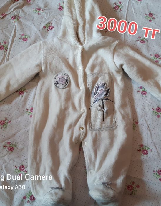 Продам детские вещи 1000