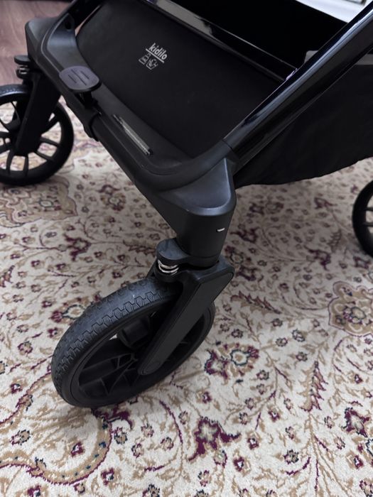 Коляска kidilo в идеальном состоянии