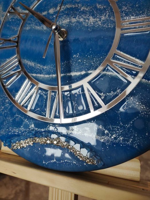 Настенные интерьерные часы