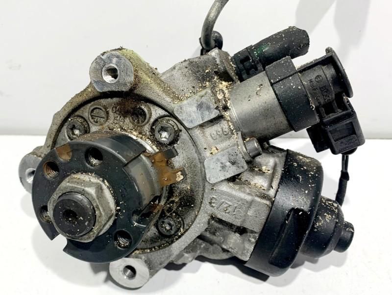 Pompa injectie Volkswagen Sharan 7N 2.0 tdi 03L130755AC