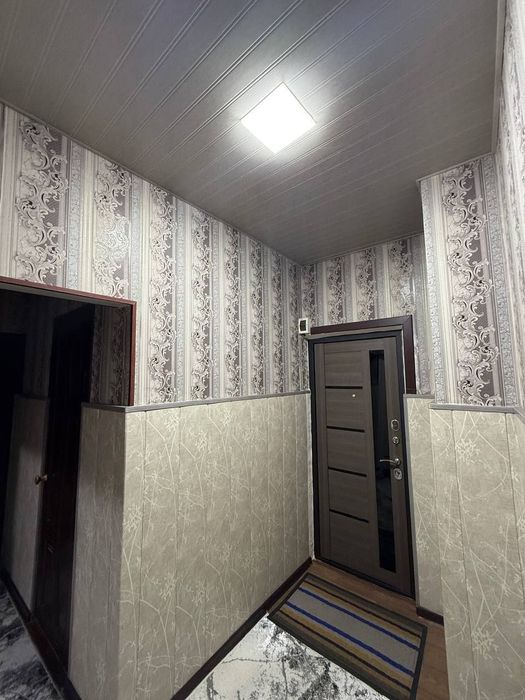 Срочна 3 хонали уй сотилади