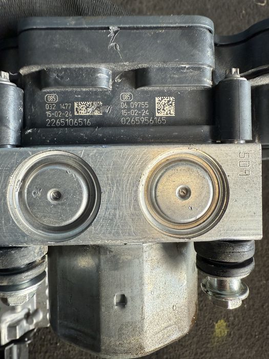 ABS помпа NISSAN QASHQAI J11 1,6HDI Euro 5 2015г 47660 4EG1C