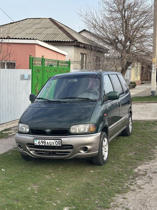 Продам Nissan serena