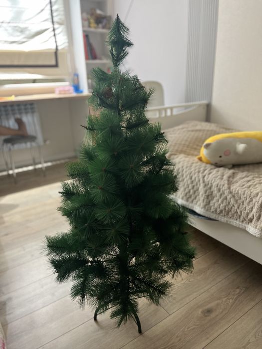 Продам ёлку.