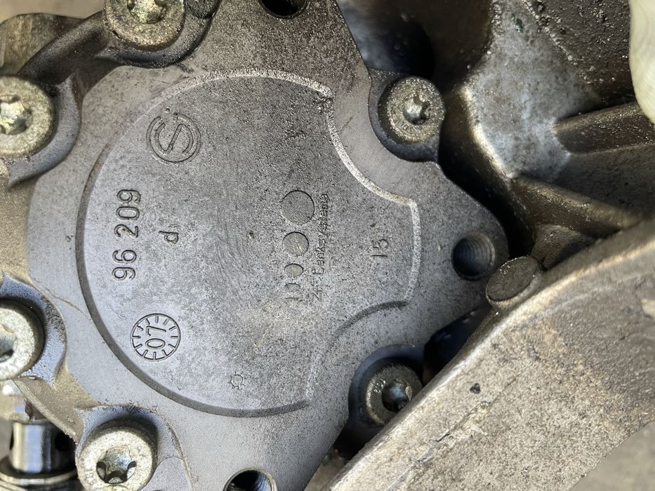 Хидравлична помпа/ компресор климатик БМВ е90, 3.0д (kompresor bmw 330