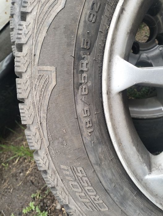 Продам диски с резиной. срочно торг.
