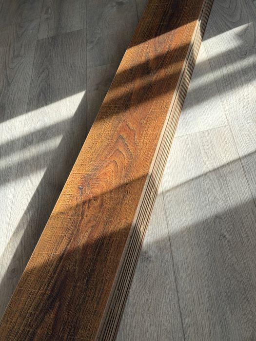 Ламинат на 9.8-м.кв