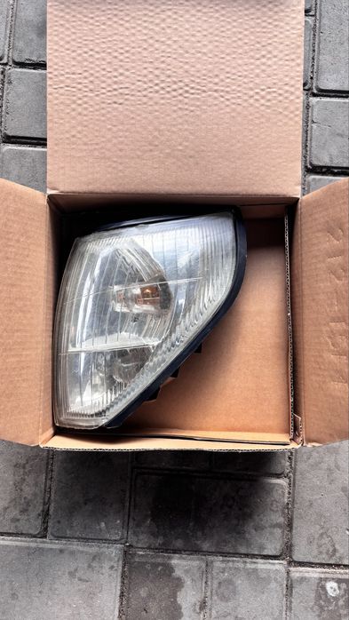 Комплект передних фар prado 95