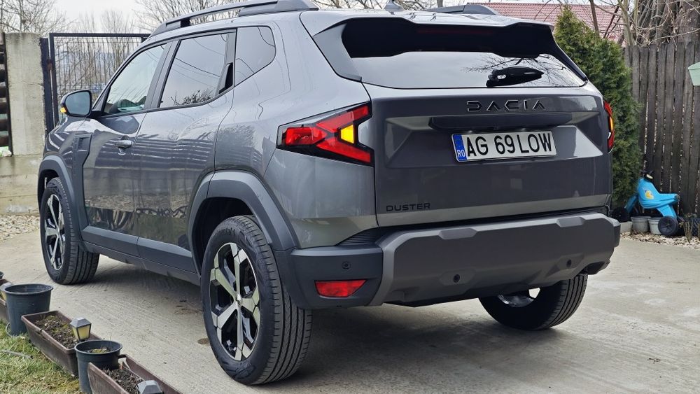 PRET:19.700  DACIA Duster 3 GPL ,2025 Journey Eco G-100 ,ca NOUĂ!