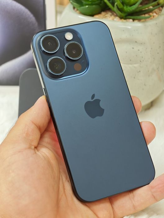 iPhone 15 Pro Dep Blue