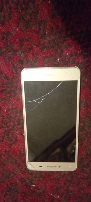 Huawei sotiladi abmen bor